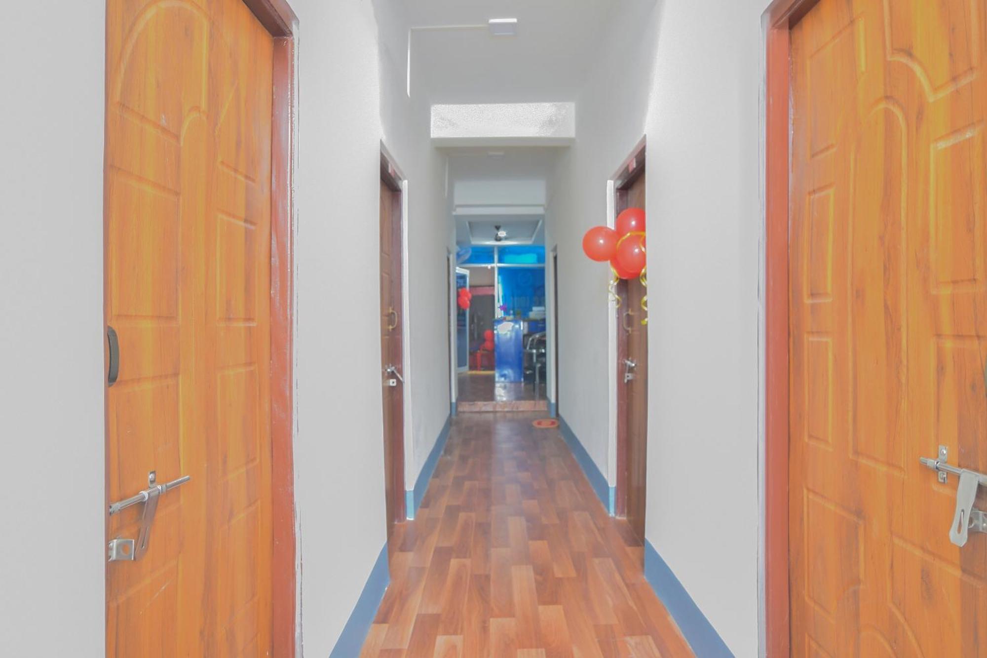 Hotel O Dc Lodge Kaharpara 外观 照片