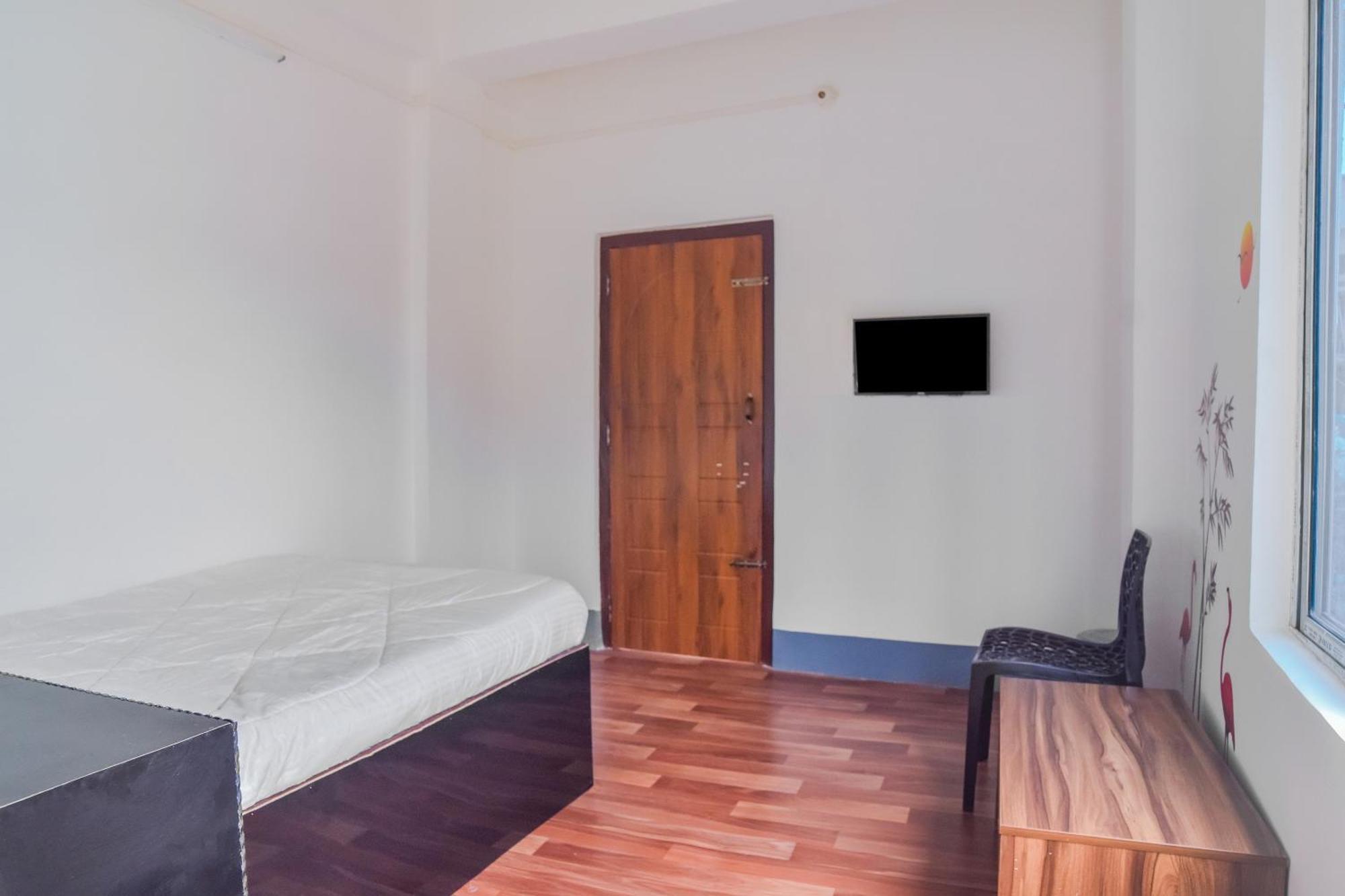 Hotel O Dc Lodge Kaharpara 外观 照片