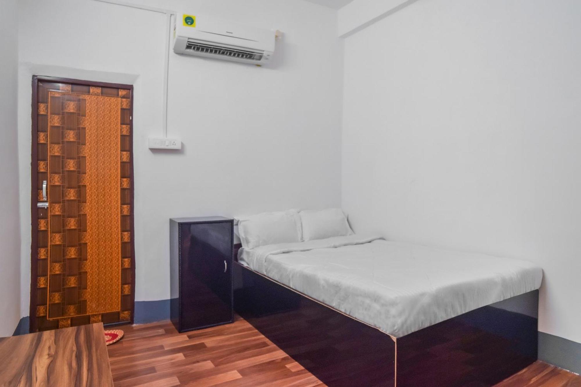 Hotel O Dc Lodge Kaharpara 外观 照片